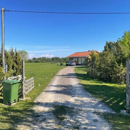 Rukki Puhkemaja Holiday home *